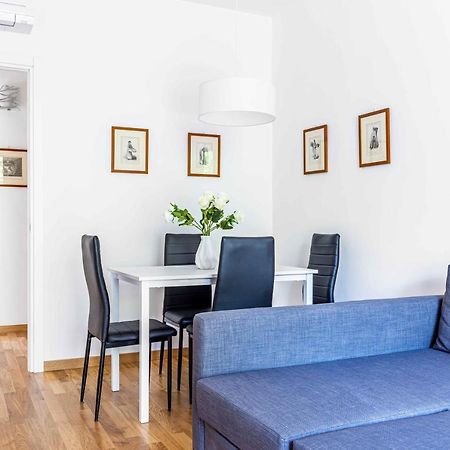 Ferienwohnung Joivy Adorable Flat With Balcony Mailand Exterior foto